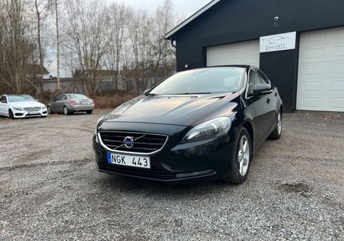 Volvo V40, 2013