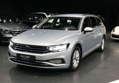 Volkswagen Passat Variant, 2023 3