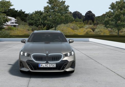 BMW 530, 2027 3