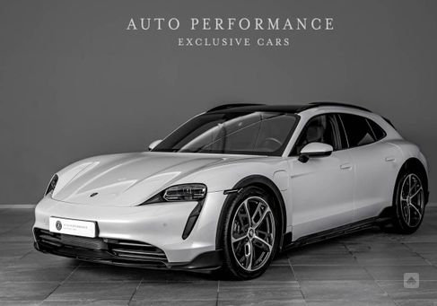 Porsche Taycan, 2021