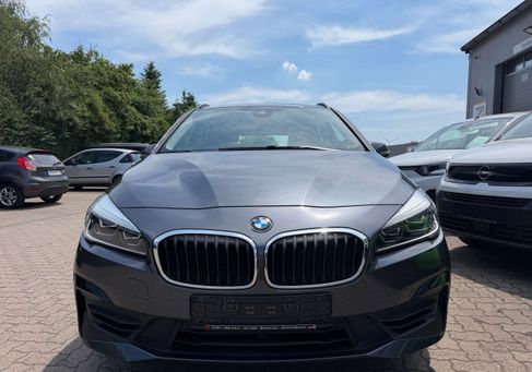 BMW 218, 2018