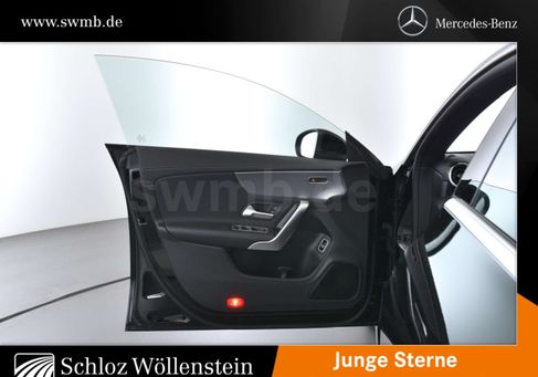 Mercedes-Benz CLA 180, 2025 3