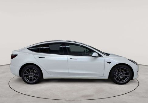 Tesla Model 3, 2023 3