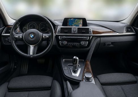 BMW 340, 2018