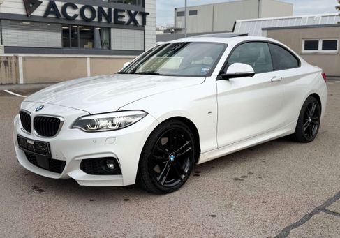 BMW 225, 2018