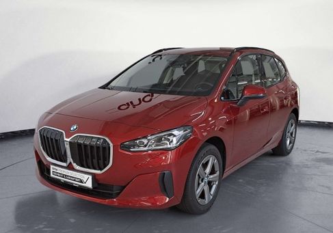 BMW 220, 2025 2