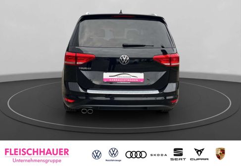 Volkswagen Touran, 2020 3