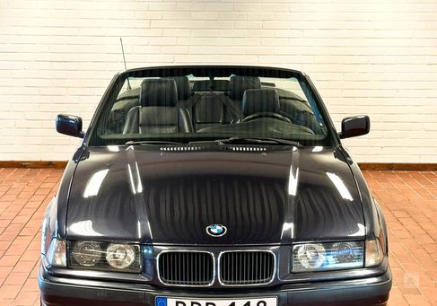 BMW 325, 1994