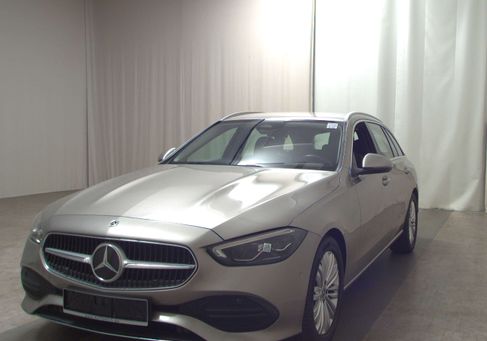 Mercedes-Benz C 220, 2022