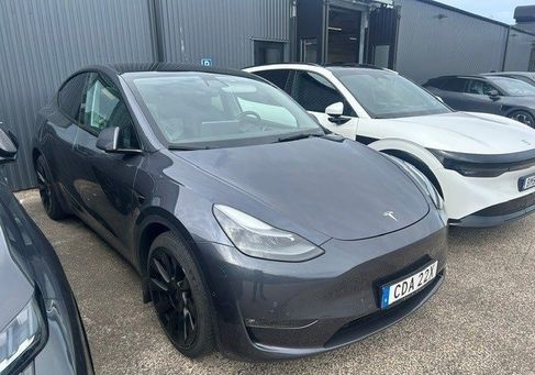 Tesla Model Y, 2021 2