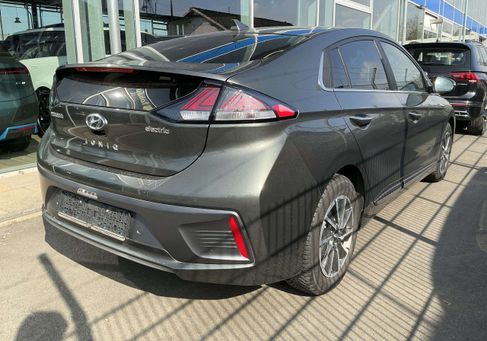 Hyundai IONIQ, 2022