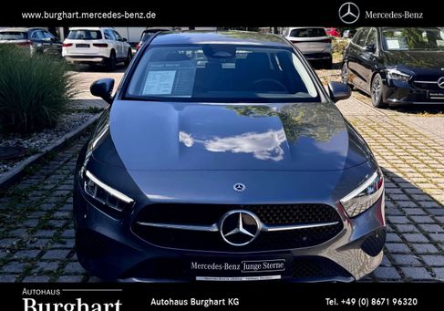 Mercedes-Benz A 180, 2025