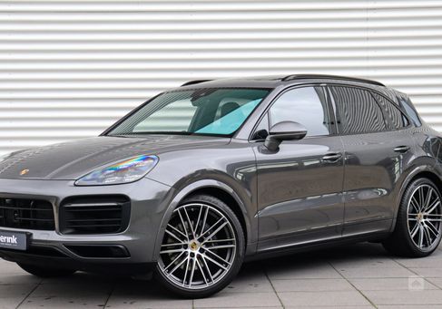 Porsche Cayenne, 2020