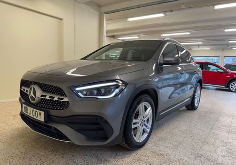 Mercedes-Benz GLA 250, 2023