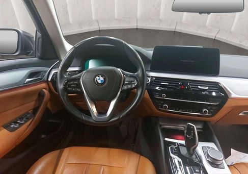 BMW 518, 2020