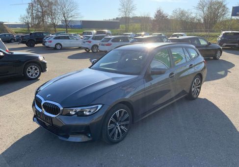 BMW 320, 2022