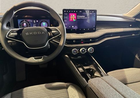 Skoda Superb, 2026