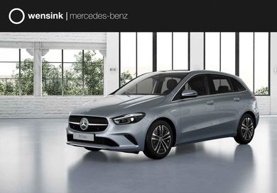 Mercedes-Benz B 180, 2025