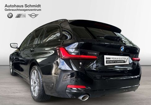 BMW 318, 2023