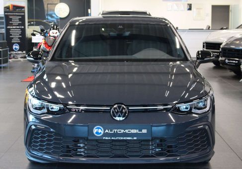 Volkswagen Golf, 2022 3