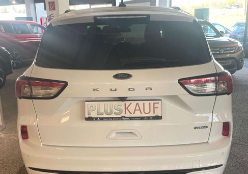 Ford Kuga, 2022