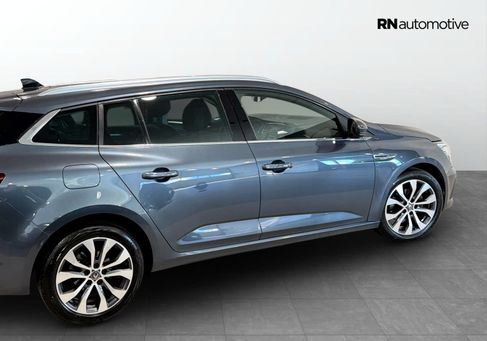 Renault Megane, 2023 3