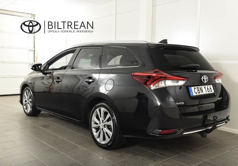 Toyota Auris Touring Sports, 2016