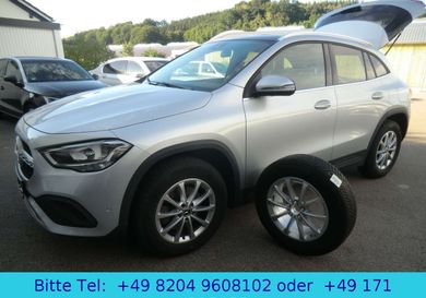 Mercedes-Benz GLA 200, 2022