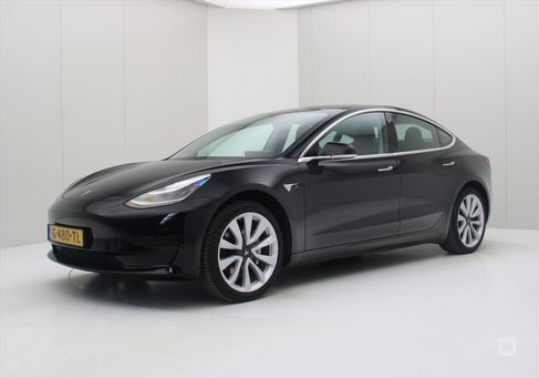 Tesla Model 3, 2019