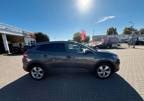 Opel Grandland X, 2020 3