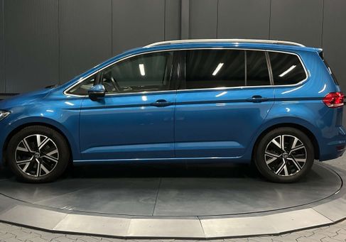Volkswagen Touran, 2023 3
