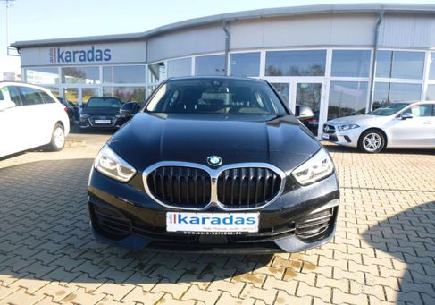 BMW 118, 2022