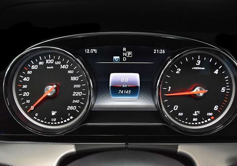 Mercedes-Benz E 220, 2017