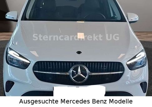 Mercedes-Benz B 180, 2025