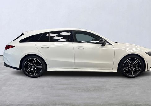 Mercedes-Benz CLA 200 Shooting Brake, 2021
