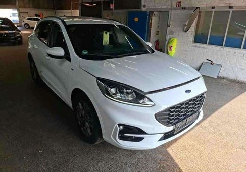 Ford Kuga, 2021