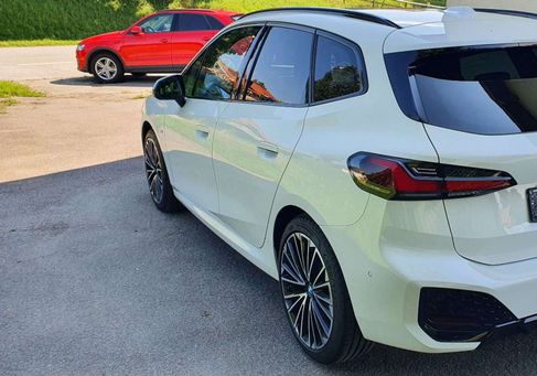 BMW 218, 2024 2