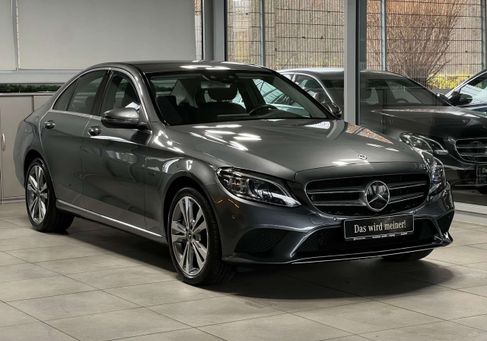 Mercedes-Benz C 300, 2020