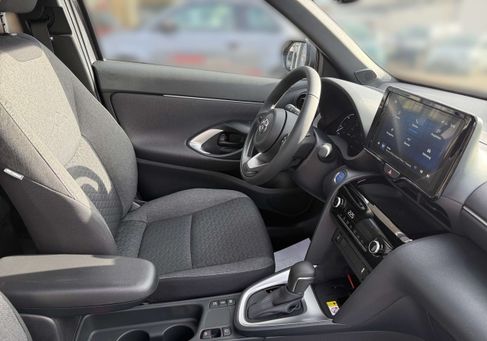 Toyota Yaris Cross, 2024 3