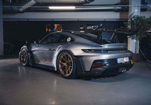 Porsche, 2023