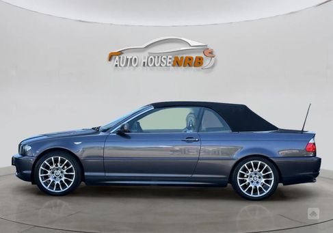 BMW 325, 2005