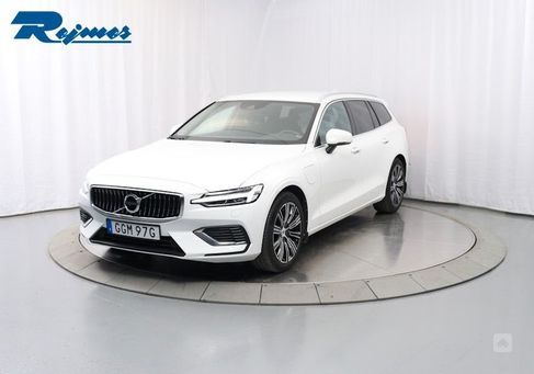 Volvo V60, 2022