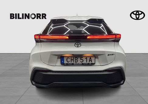 Toyota C-HR, 2025 3