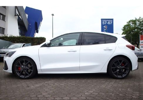 Ford Focus, 2023