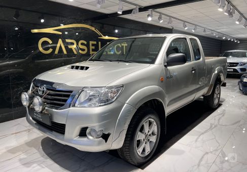 Toyota Hilux, 2012