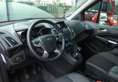 Ford Tourneo Connect, 2015