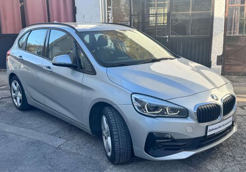 BMW 216, 2021