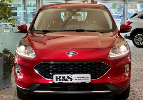 Ford Kuga, 2022