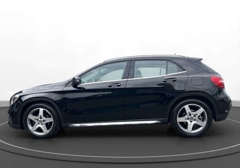 Mercedes-Benz GLA 200, 2019 3