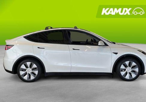 Tesla Model Y, 2023 2